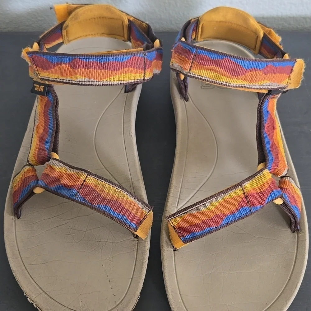 Teva Hurricane XLT 2 Vista Sunset Sandals Big Kids Size 5